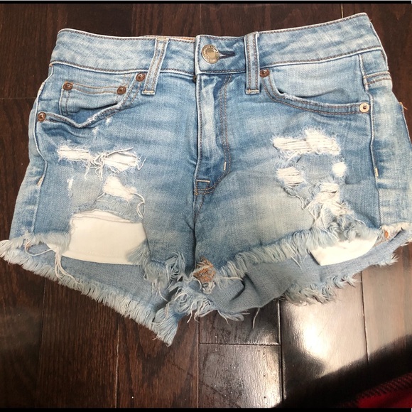 (URGENT) 3 DENIM SHORTS SIZE 0, AS GOOD AS NEW - Picture 5 of 12